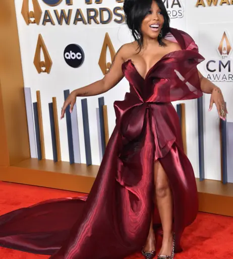 Image 22700324 from K. Michelle