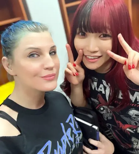 Image 22703631 from Leva Bates