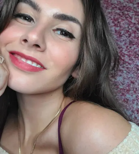 Image 22702429 from Alicia Atout and Salina de la Renta
