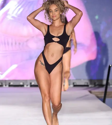 Image 22793911 from Jasmine Sanders/Golden Barbie