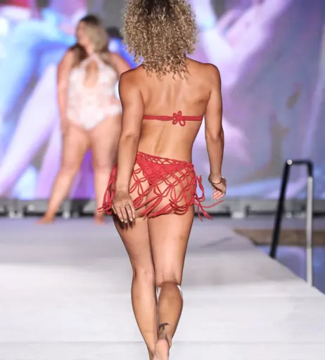 Image 22793909 from Jasmine Sanders/Golden Barbie