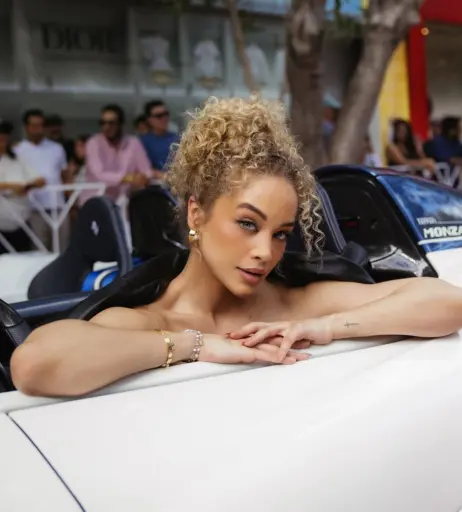 Image 22793891 from Jasmine Sanders/Golden Barbie