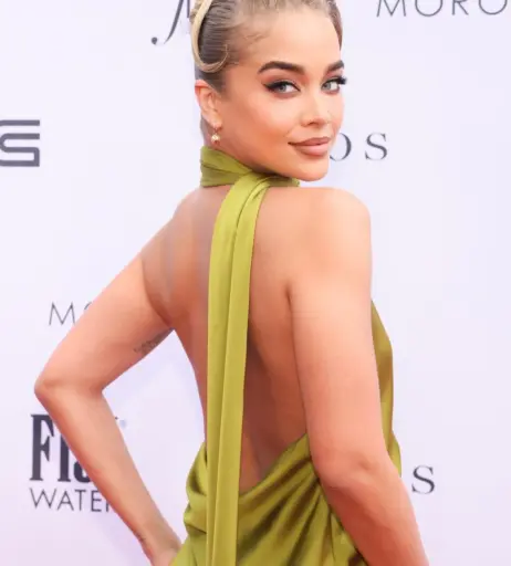 Image 22793711 from Jasmine Sanders/Golden Barbie