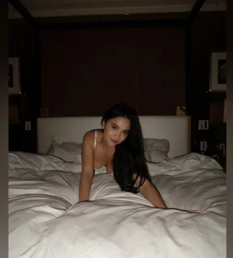 Image 2278176 from Stella Hudgens