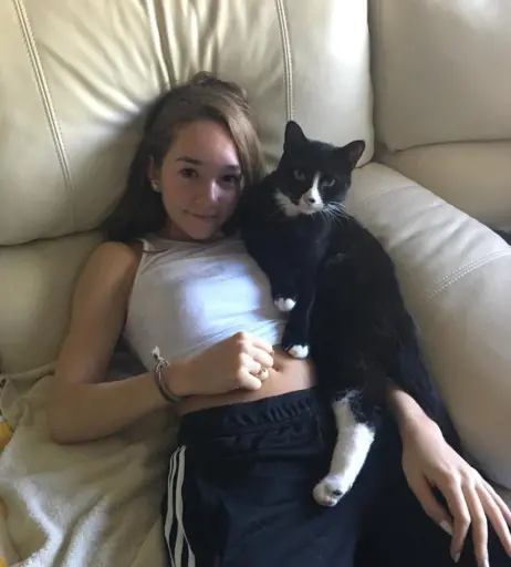 Image 22780506 from Holly Taylor (actress)