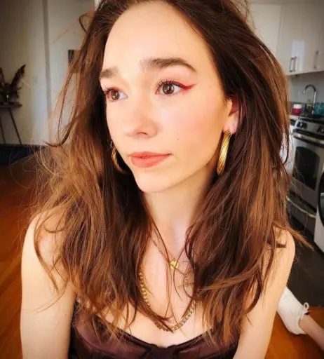 Image 22780490 from Holly Taylor (actress)