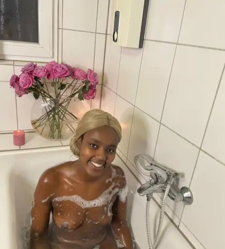 Image 227895 from Leoniweber