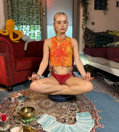 Image 2265760 from valeriavee