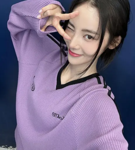 Image 22673586 from Odd Eye Circle (ARTMS / LOONA)