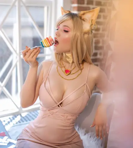 Image 2262546 from Lada Lyumos