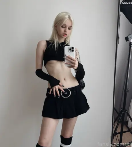 Image 2260413 from tinyjoy