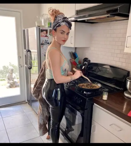 Image 22698901 from Jojo Levesque