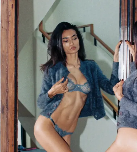 Image 22698847 from Kelly Gale / kellybellyboom