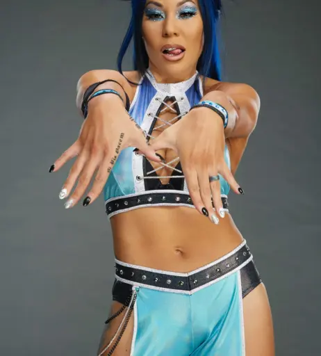 Image 22698157 from Mia Yim