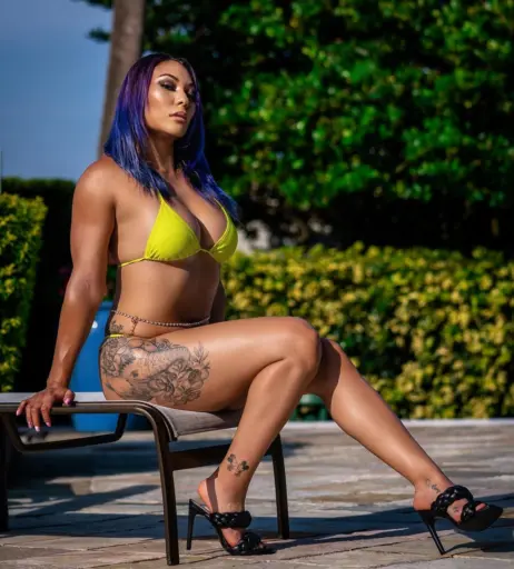 Image 22698092 from Mia Yim