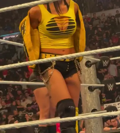 Image 22698321 from Mia Yim