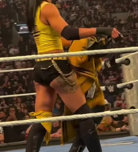 Image 22698320 from Mia Yim