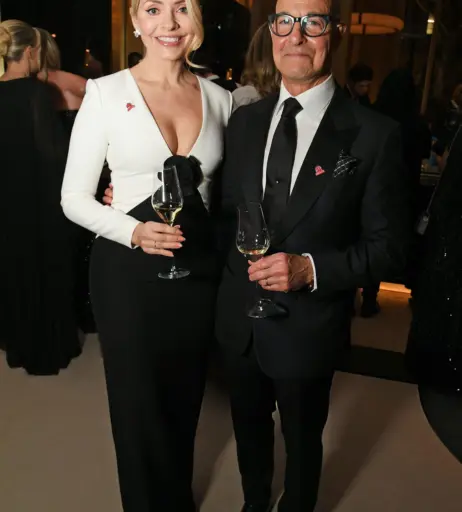 Image 22697943 from Holly Willoughby