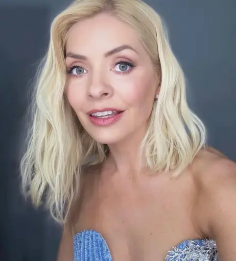 Image 22697724 from Holly Willoughby