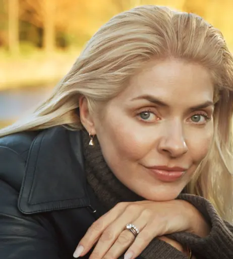 Image 22697741 from Holly Willoughby