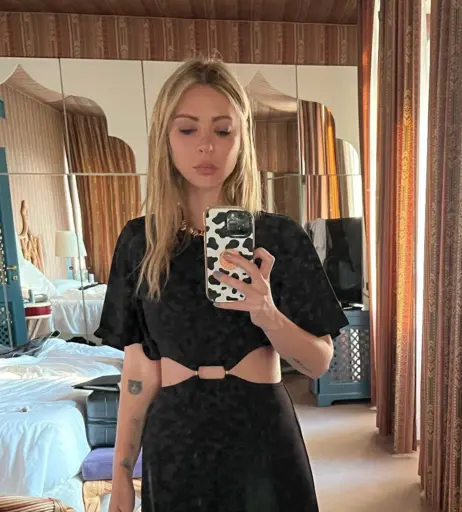 Image 22697323 from Alison Wonderland