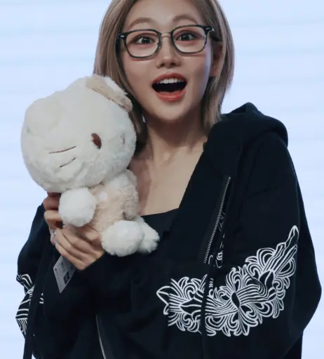 Image 22699287 from Julie (Kiss Of Life)
