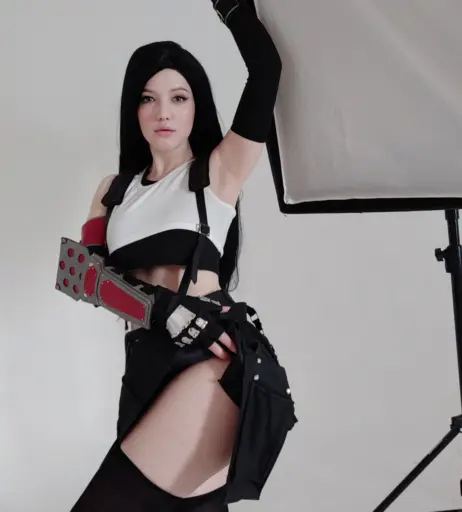 Image 2250918 from Lada Lyumos