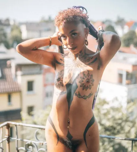 Image 224125 from Tapsimodel01