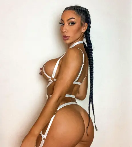 Image 2238588 from modeldiana