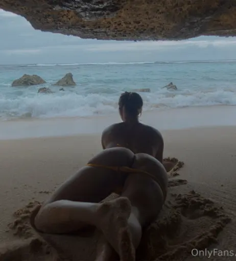 Image 2220663 from Alena Witch