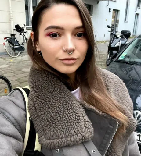 Image 2211433 from Kitty_Berg