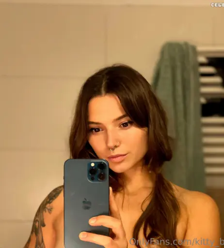 Image 2218673 from Kitty_Berg