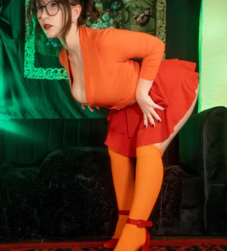 Image 2207673 from bigtittygothegg