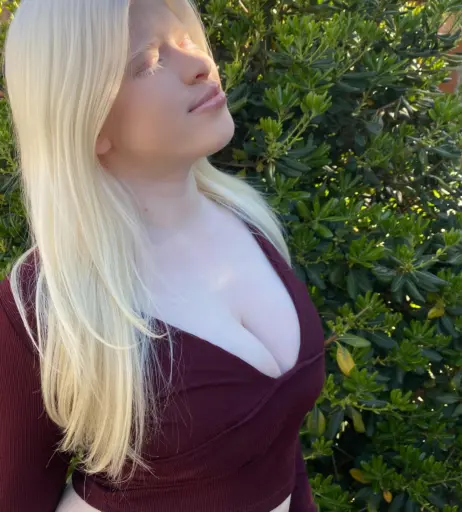 Image 23921304 from Snowwhitebella