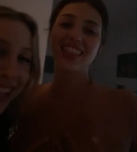 Image 23907065 from Nipslips &amp; Just Chatting streamers