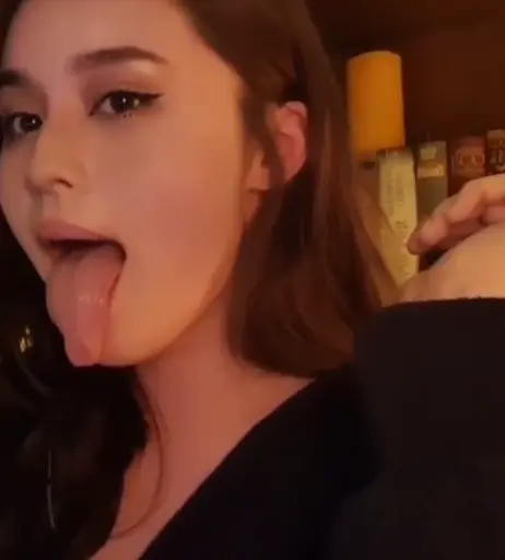 Image 2399062 from Vylerria