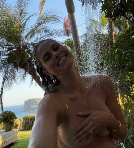 Image 23845908 from Natalie Jayne Roser/ Series Magazine