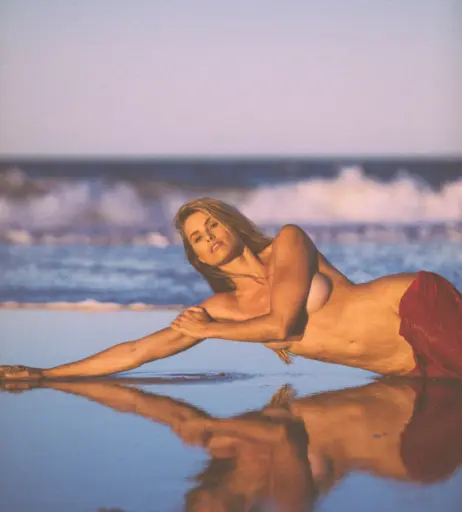 Image 23845677 from Natalie Jayne Roser/ Series Magazine