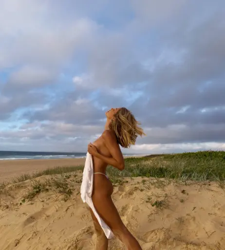 Image 23846111 from Natalie Jayne Roser/ Series Magazine