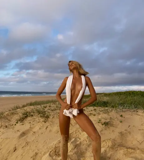 Image 23846096 from Natalie Jayne Roser/ Series Magazine