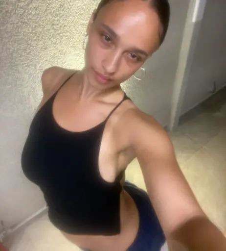 Image 23817163 from Sarina | svrinx