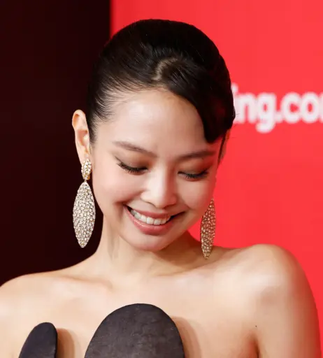 Image 23838028 from Jennie | BLΛƆKPIИK (Blackpink)