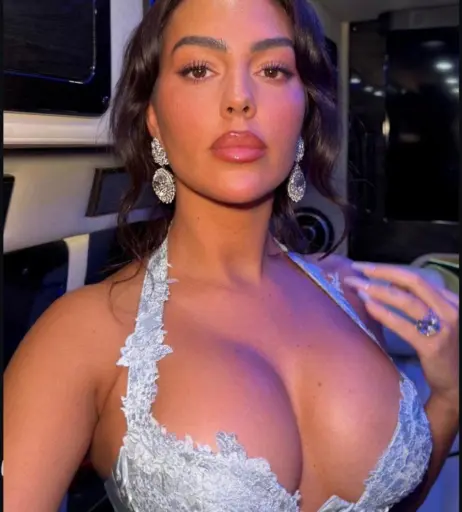 Image 23838328 from Georgina Rodriguez