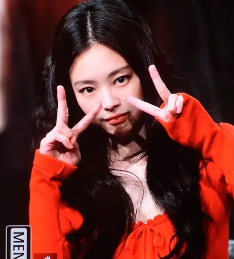 Image 23835922 from Jennie | BLΛƆKPIИK (Blackpink)