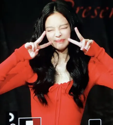 Image 23835921 from Jennie | BLΛƆKPIИK (Blackpink)