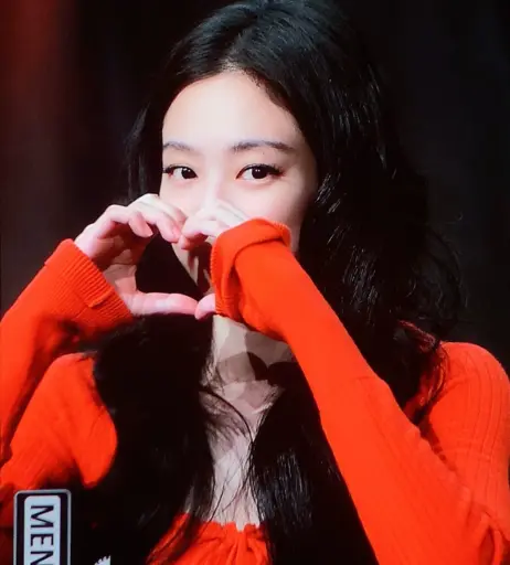 Image 23835924 from Jennie | BLΛƆKPIИK (Blackpink)