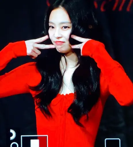 Image 23835917 from Jennie | BLΛƆKPIИK (Blackpink)