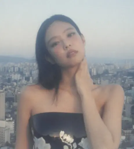 Image 23835883 from Jennie | BLΛƆKPIИK (Blackpink)