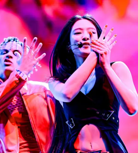 Image 23835820 from Jennie | BLΛƆKPIИK (Blackpink)