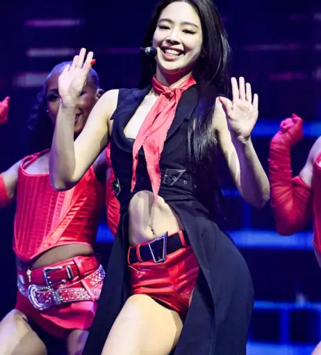 Image 23835818 from Jennie | BLΛƆKPIИK (Blackpink)